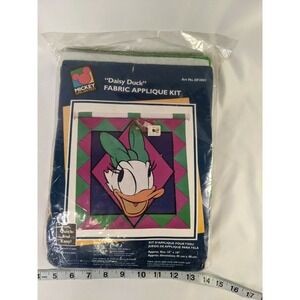 Mickey Unlimited Daisy Duck Fabric Applique Kit DF3003